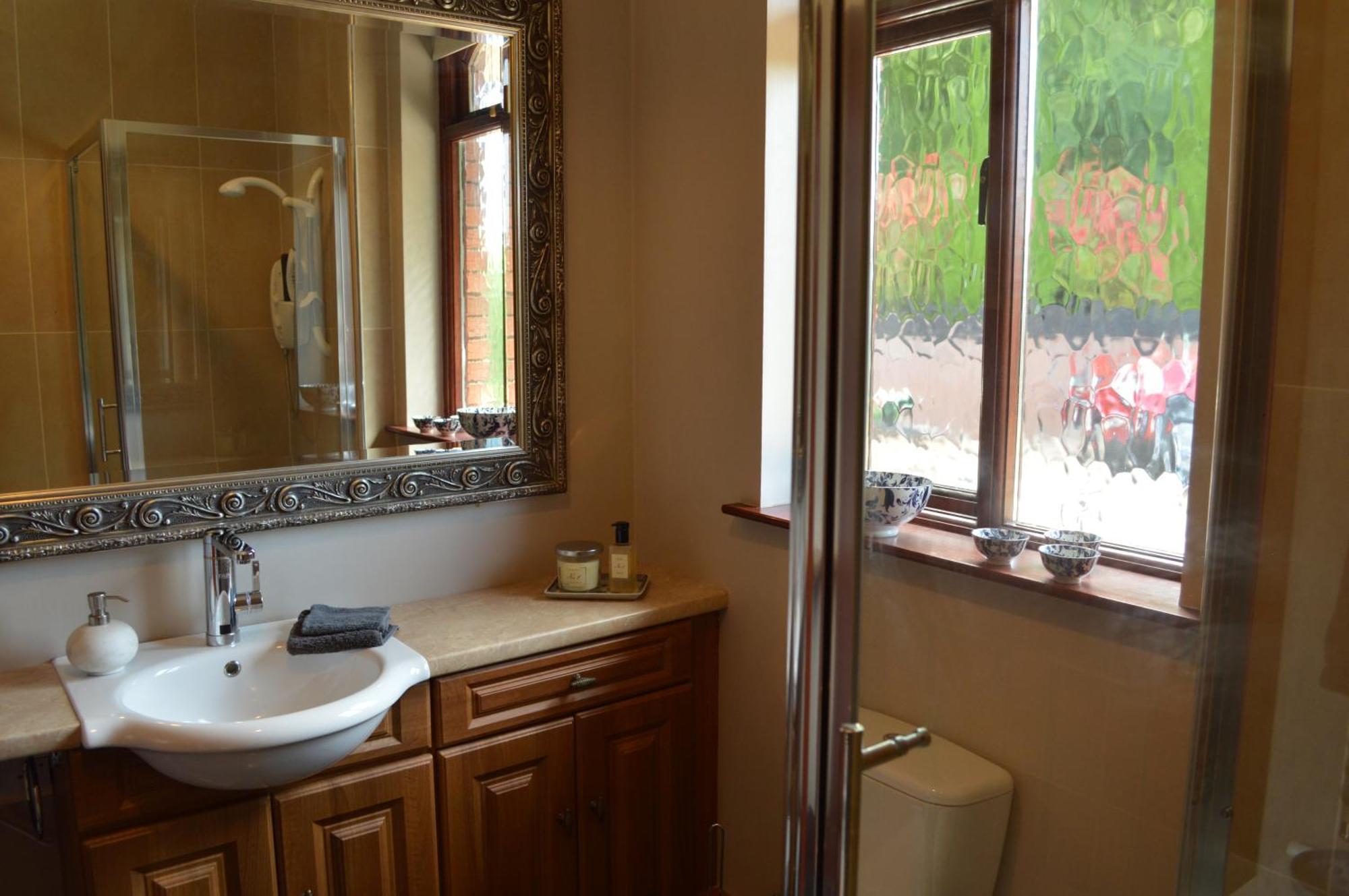 キャッスルベリンガム Ravenwood Bed & Breakfast エクステリア 写真